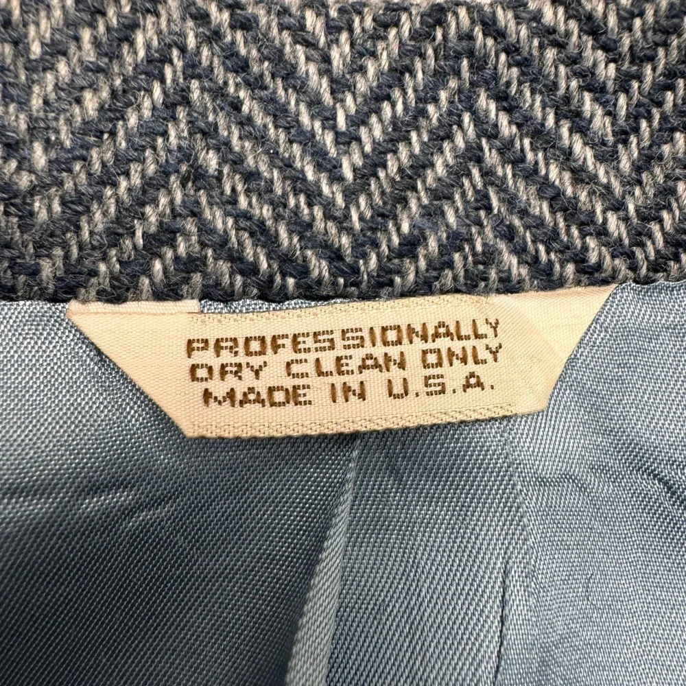 Vintage Made in USA Herringbone Tweed Blazer Grey Blue Elbow Patches 44L